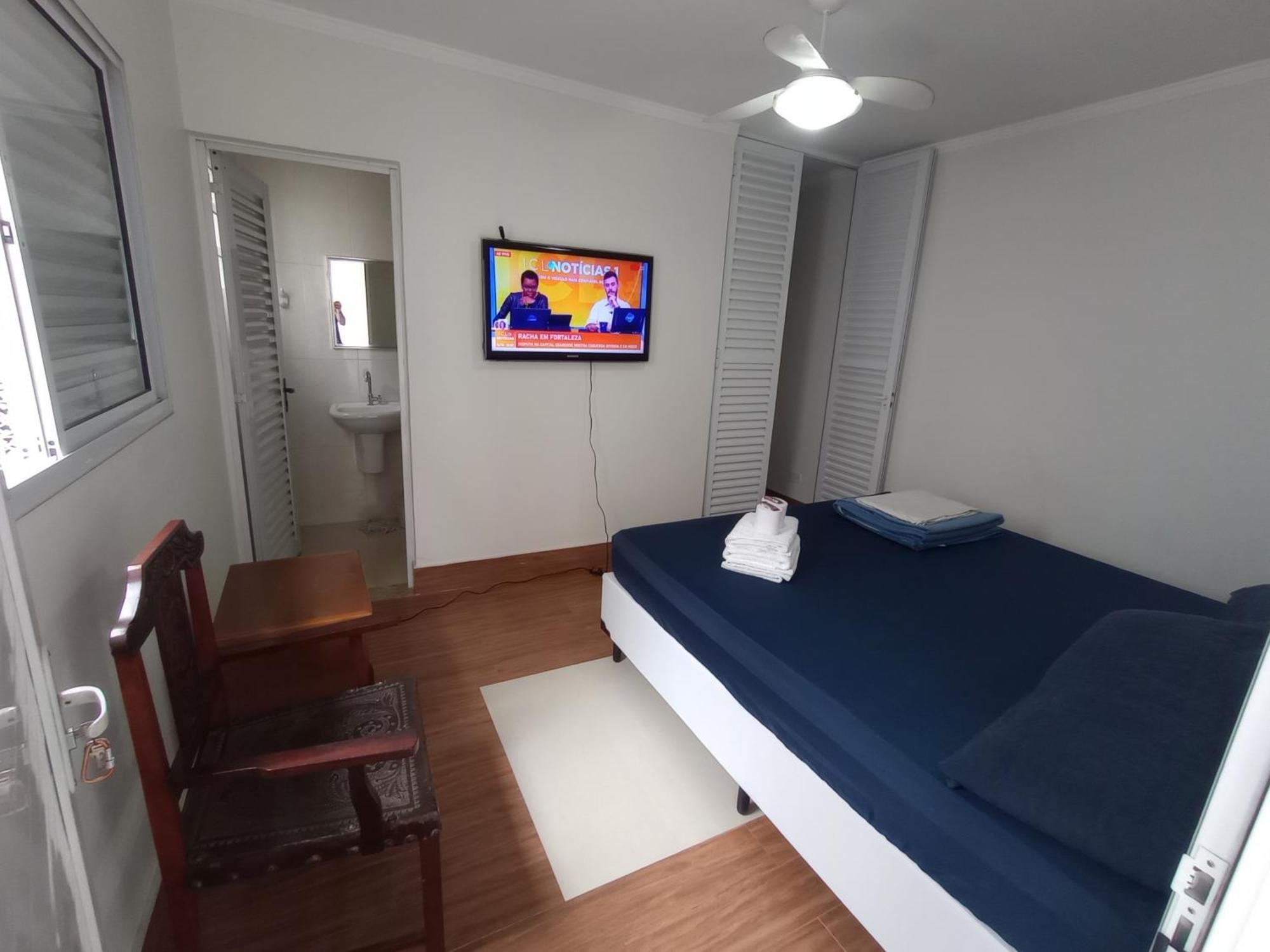 Casa Super Completa Com Cama King Size 5 Minutos Do Metro * São Paulo